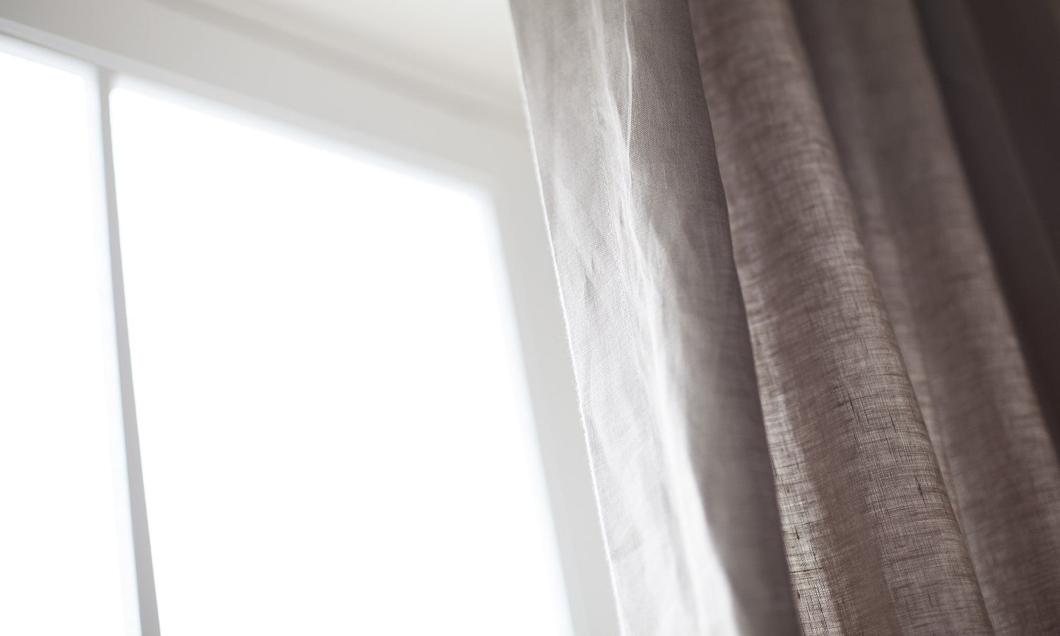 유럽 수입 프리미어 린넨 세미 오패크 커튼