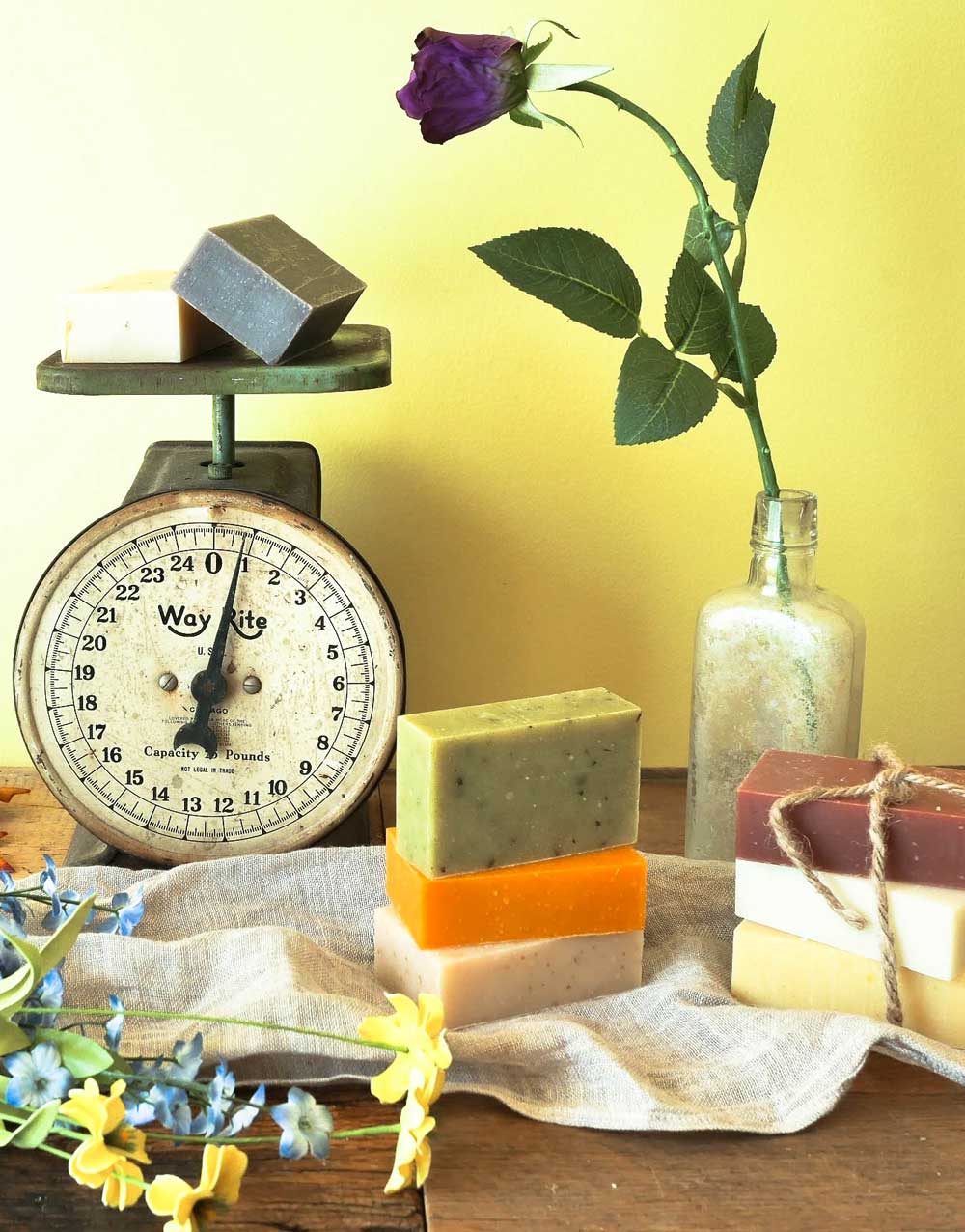 Fox Hush Organic Bar Soap - Madder Bergamot