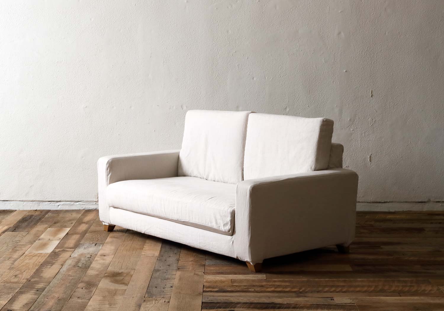 Nora Linen Sofa with Velcro