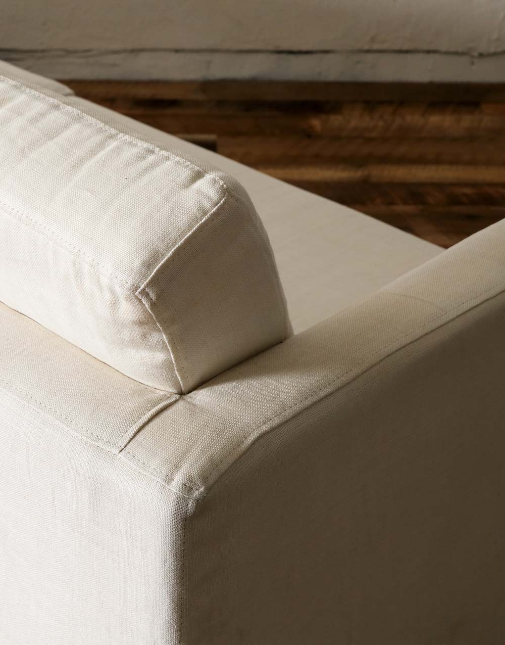 Alta Linen Sofa