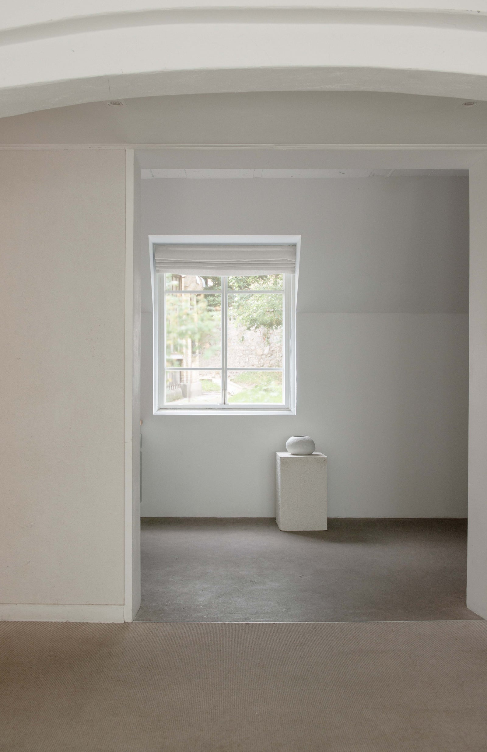 유럽 이탈리아 프리미엄 리넨 하우스 구다모, 퀸트에센셜 린넨 로만쉐이드 라운드 디자인, 마리오네 내추럴, 맞춤제작 | GUDAMO Italian Linen Roman Shade Round Design Marione Natural Custom