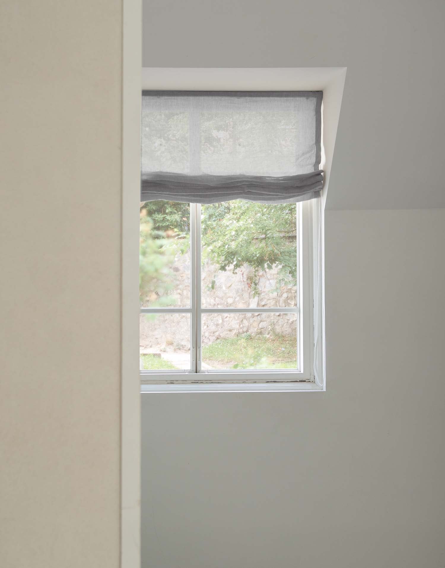 유럽 이탈리아 프리미엄 리넨 하우스 구다모, 퀸트에센셜 린넨 로만쉐이드 웨이브 디자인, 마리오네 슬레이트, 맞춤제작 | GUDAMO Italian Linen Roman Shade Wave Design Marione Slate Custom