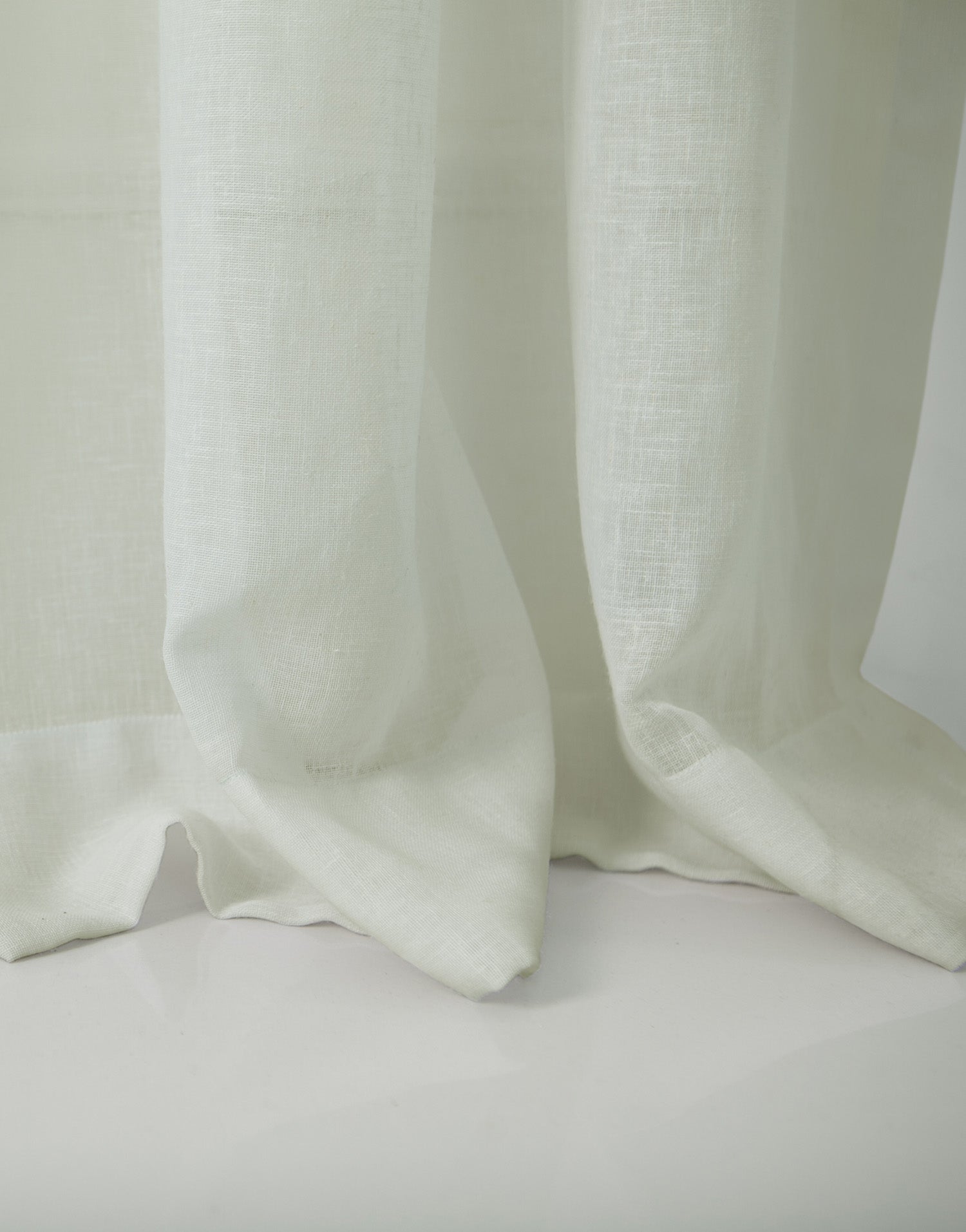 벨기에 수입 리넨 시어 커튼 끌레르몽 오이스터 얇고 자연스러운 거실 침실 린넨 커튼