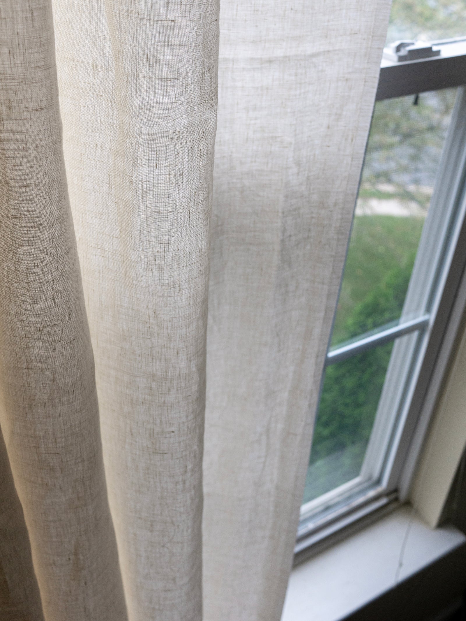 이태리 리넨 세미 오패크 커튼 마르코니 에크루 자연광을 부드럽게 정리하는 내추럴 린넨 커튼