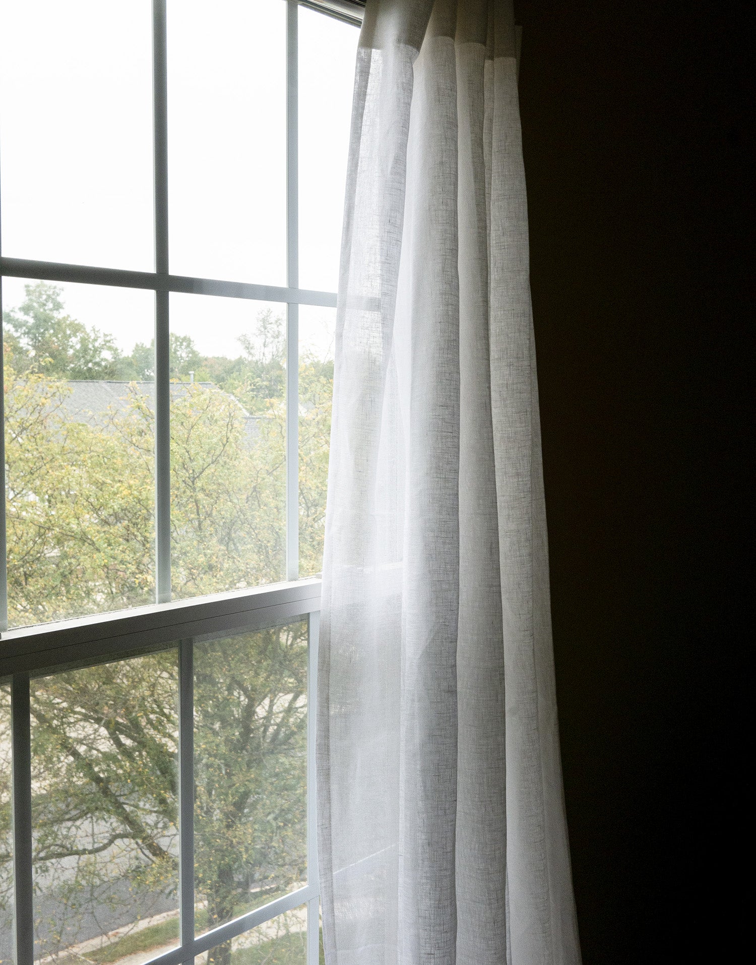 이태리 수입 리넨 세미 오패크 커튼 마르코니 오프 화이트 거실과 침실에 어울리는 맞춤 제작 린넨 커튼
