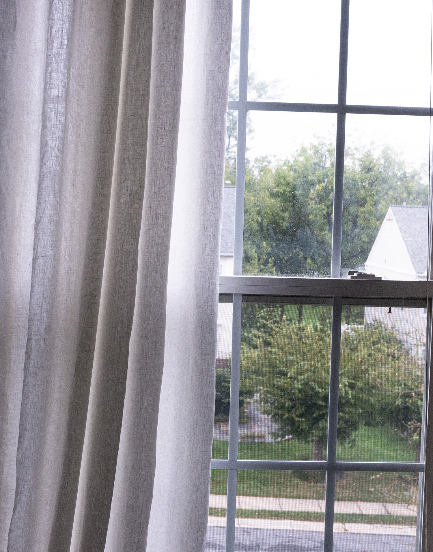 이태리 수입 리넨 세미 오패크 커튼 마르코니 오프 화이트 거실과 침실에 어울리는 맞춤 제작 린넨 커튼
