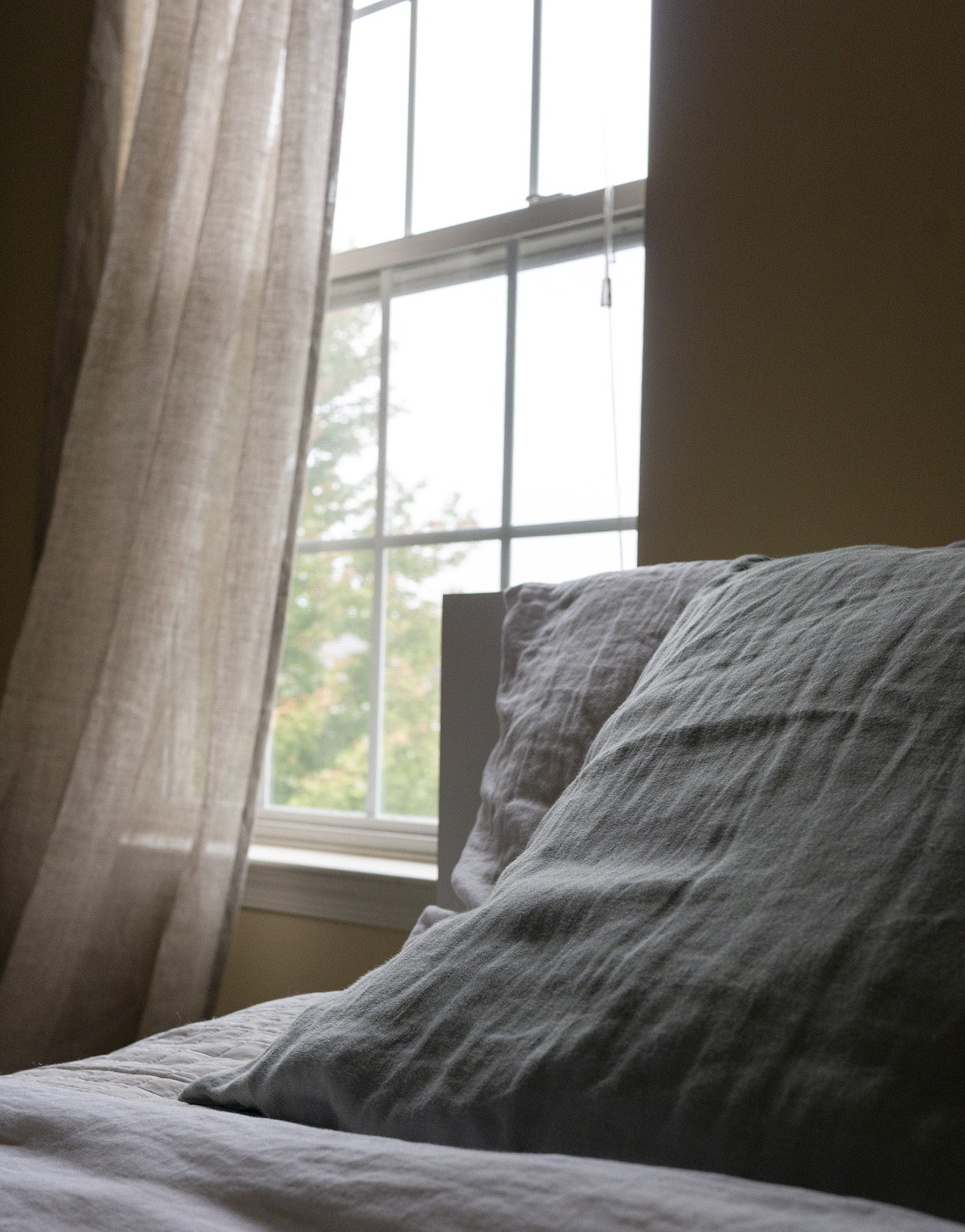 이태리 수입 고중량 리넨 시어 커튼 줄리아노 그레지오 자연광을 부드럽게 거르는 내추럴 린넨 커튼
