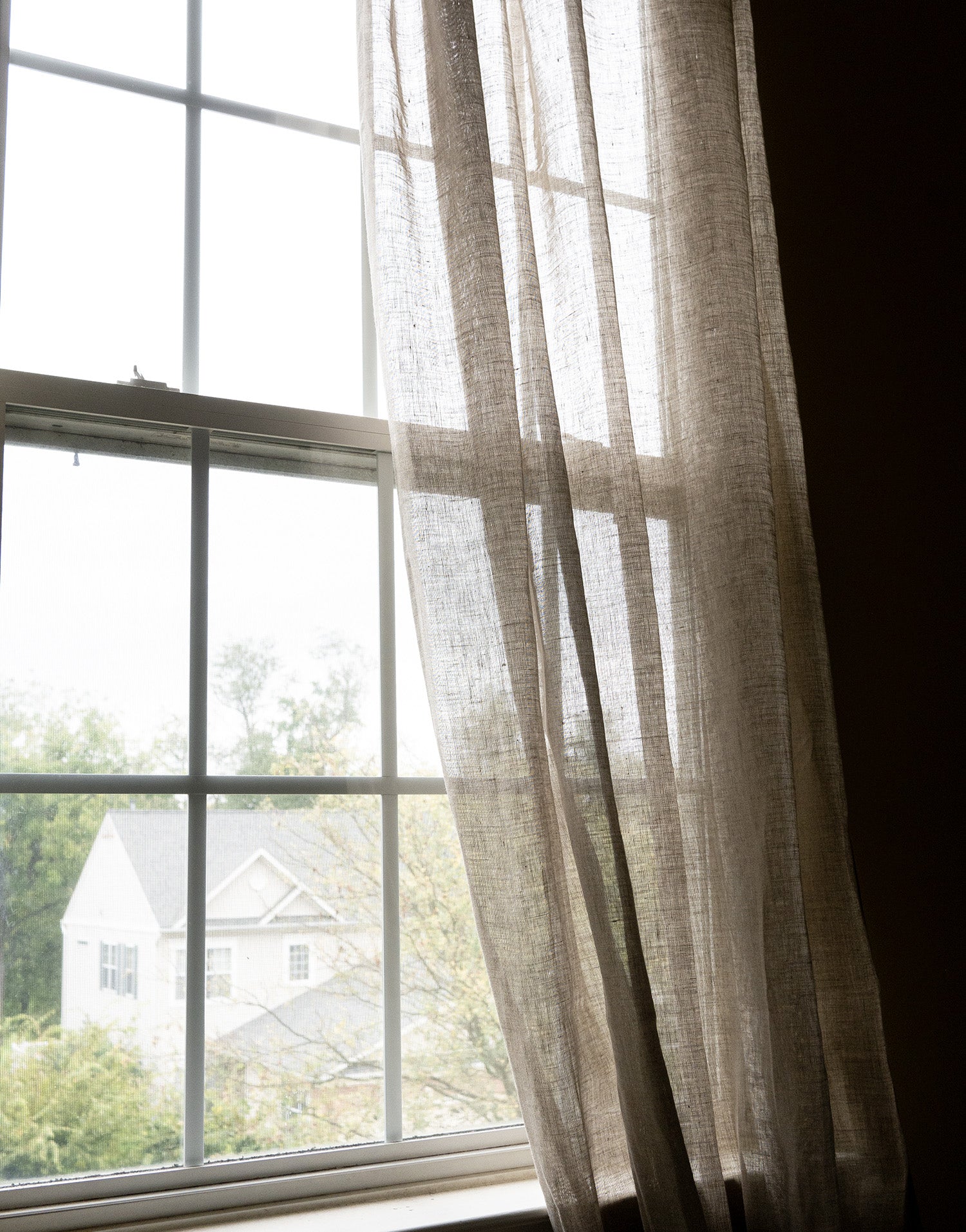 이태리 수입 고중량 리넨 시어 커튼 줄리아노 그레지오 자연광을 부드럽게 거르는 내추럴 린넨 커튼
