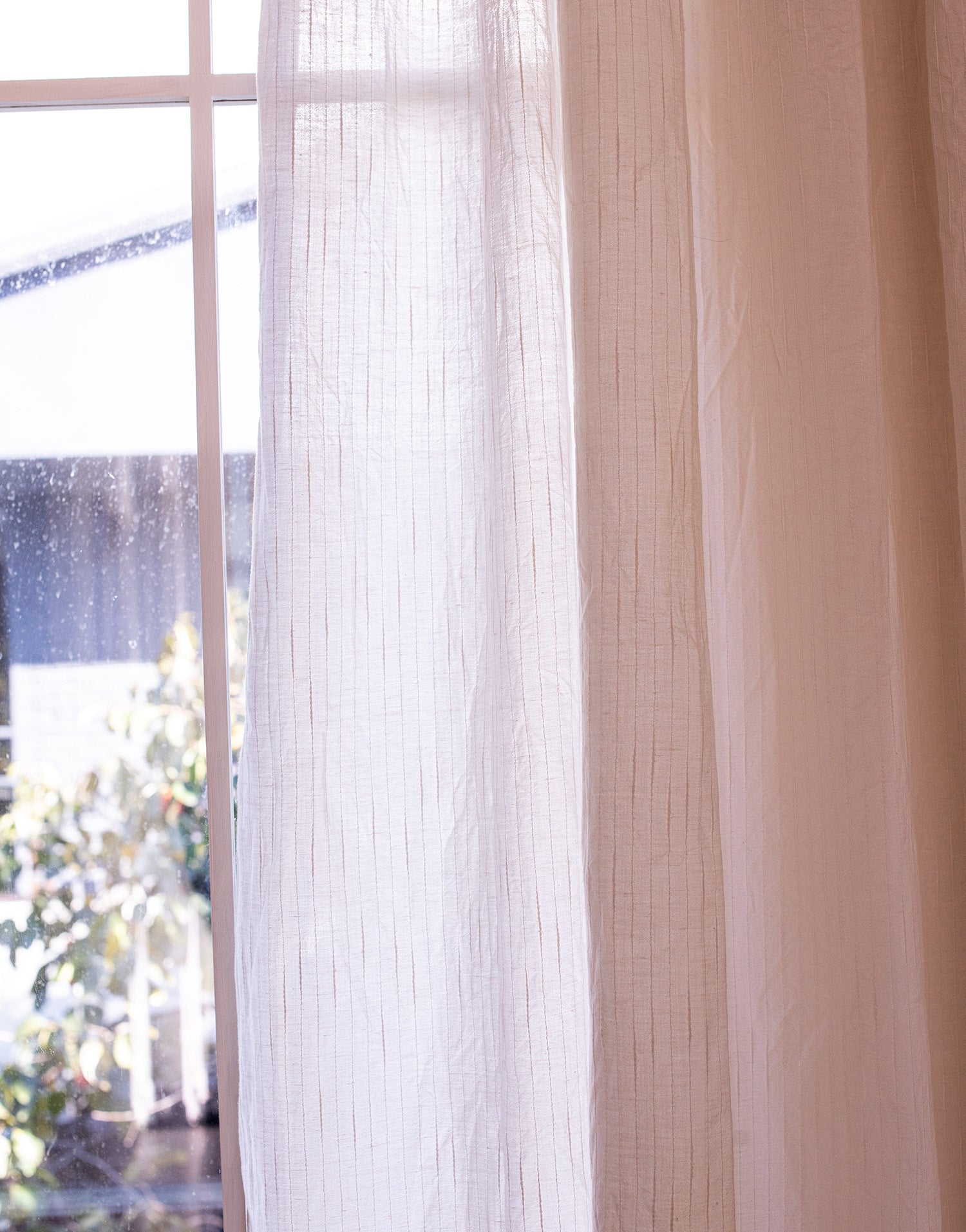 이탈리아 수입 프리미어 린넨 세미 오패크 중간 두께 커텐 맞춤제작 빛조절 사생활 보호 스트라이프 줄무늬 패턴 리넨 커튼