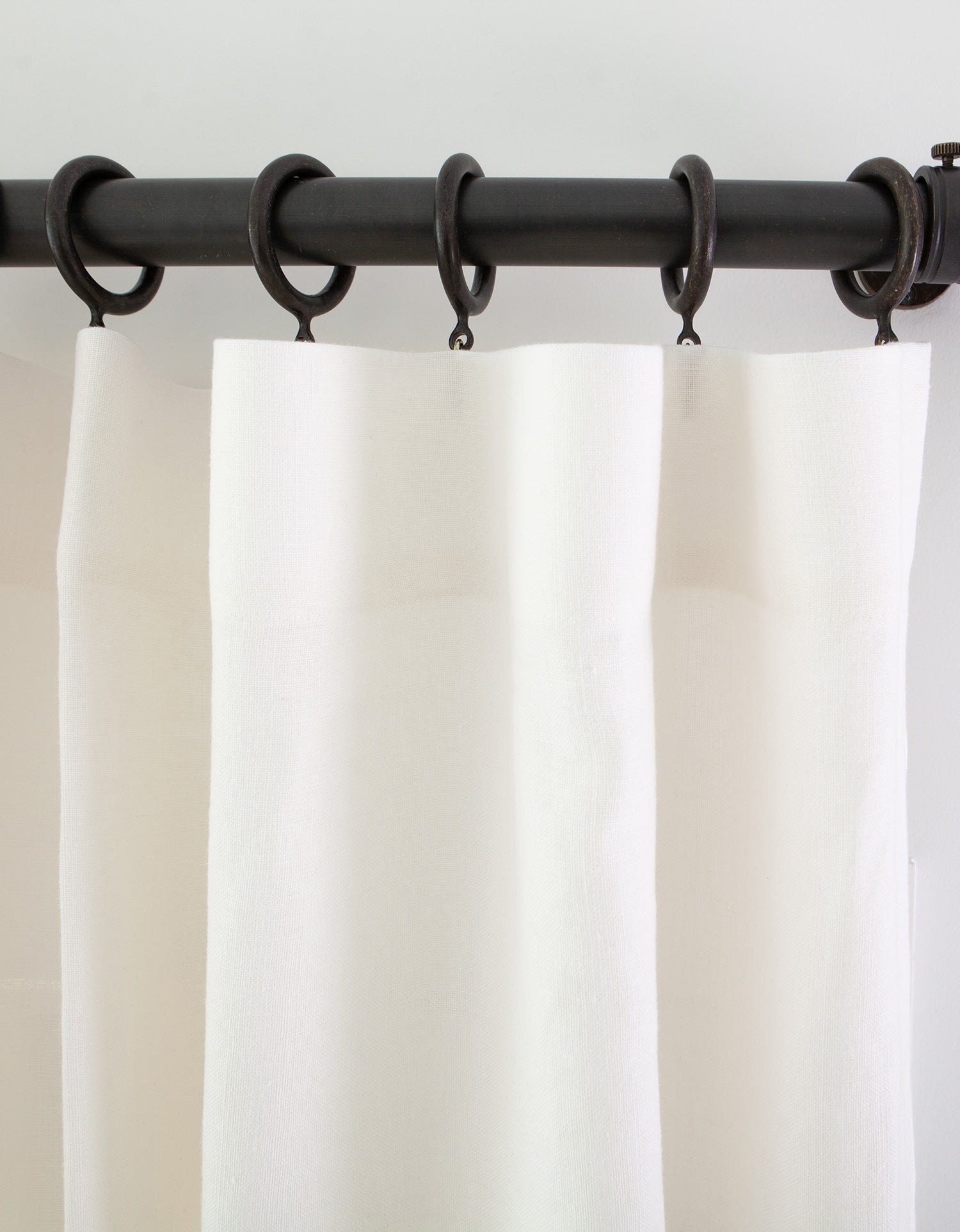 이태리 수입 고밀도 화이트 린넨 커튼 오패크 맞춤제작 빛 차단용 거실 방 인테리어 커텐