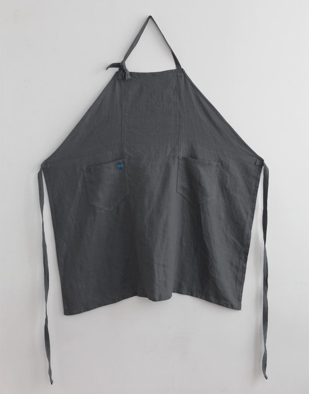 애비게일 페트롤 에이프런