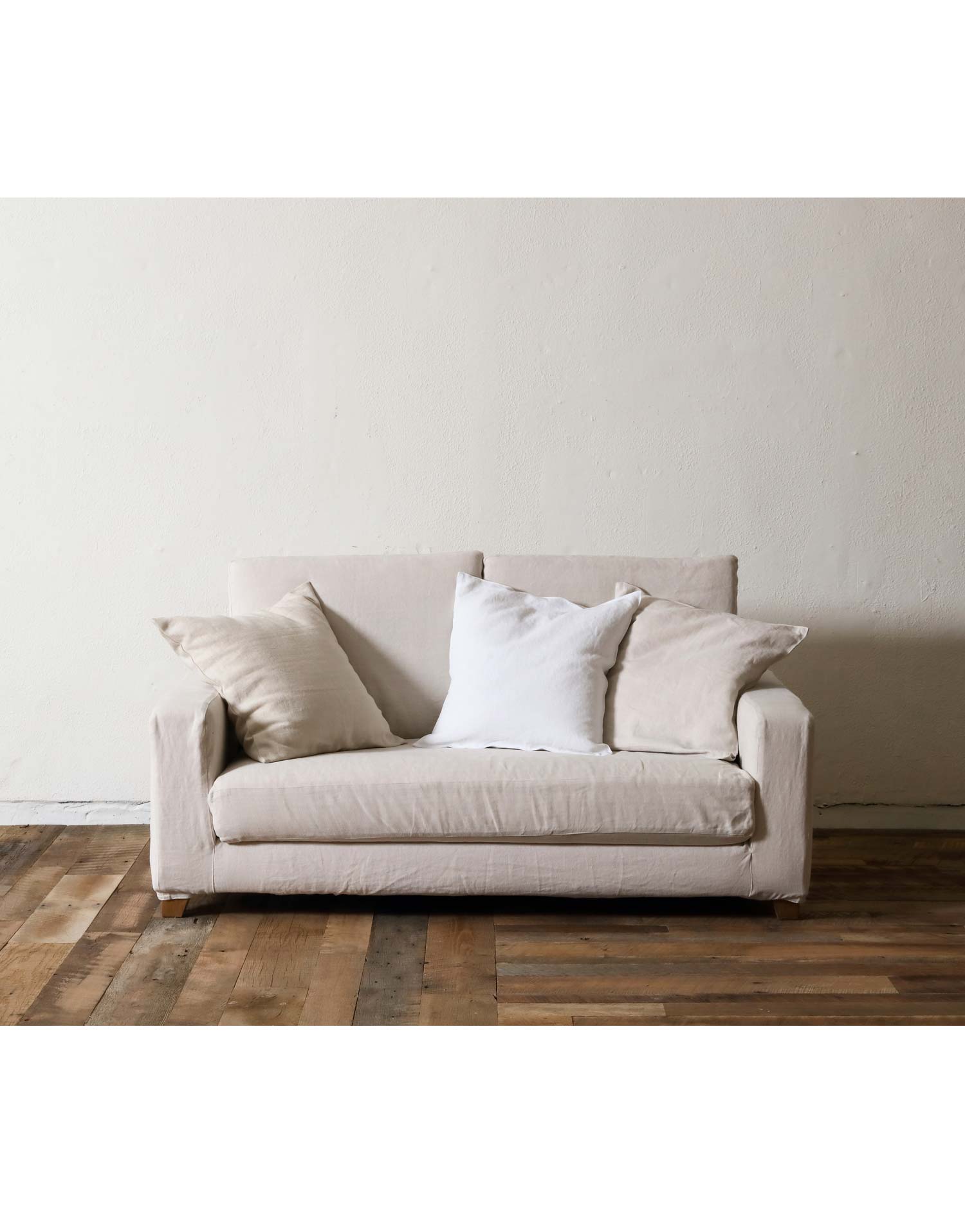Nora Linen Sofa with Velcro