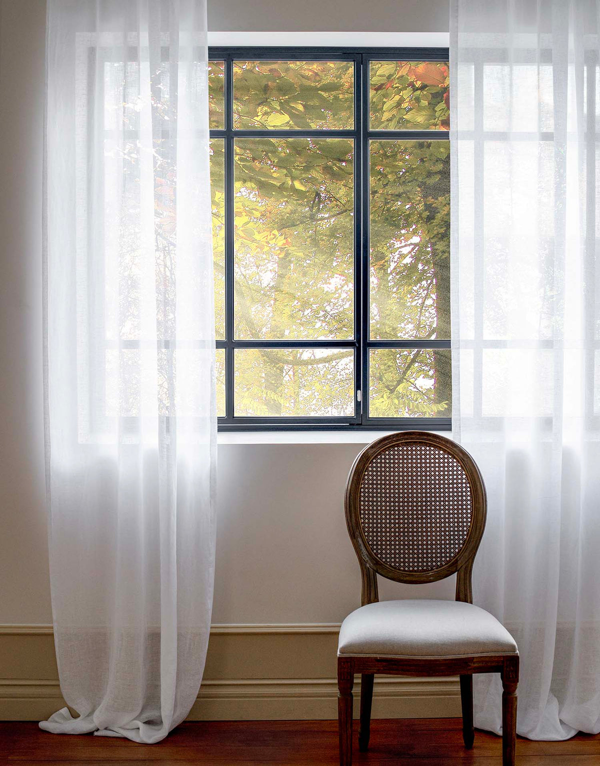 이태리 실키 리넨 시어 커튼 미니아토 화이트 고급스러운 광택의 수입 린넨 커튼
